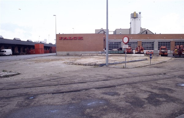 Efter at tankstationen ved Falckstationen var fjernet